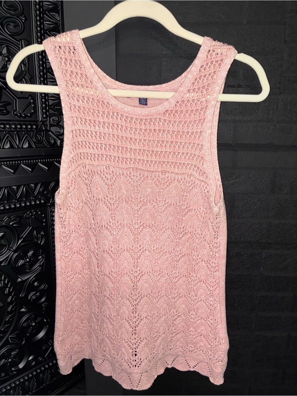 American Eagle Outfitters Pink Knit Lace Tank Top